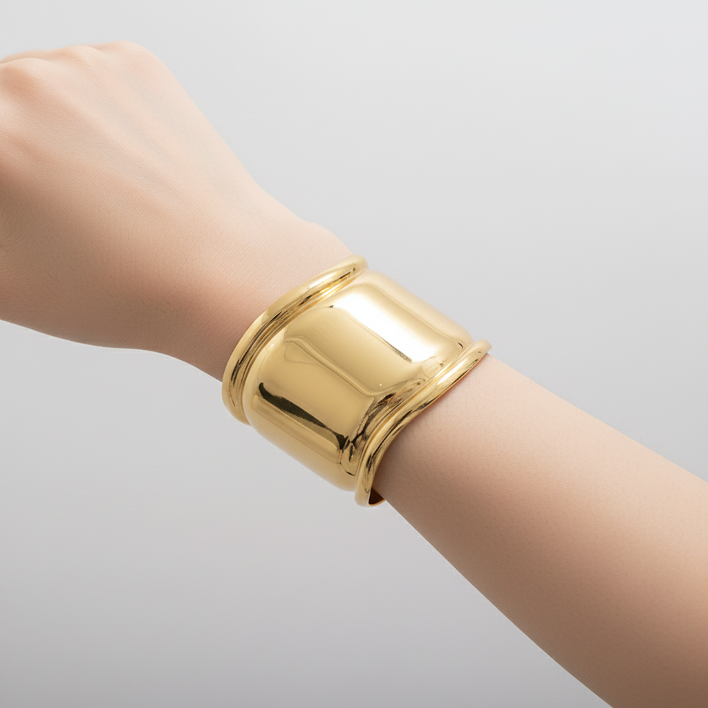 Asymmetrisches Armband Aus Metall - FashionFlair