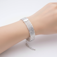 Geflochtenes Glücksbringer-Armband - CharmBracelet