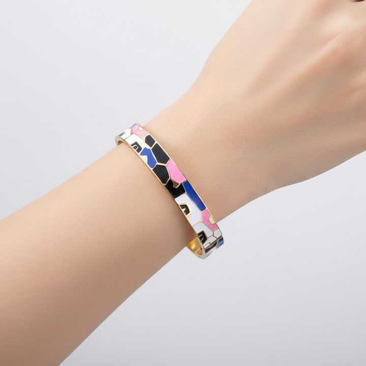 Goldfarbener Edelstahlarmreif - GlamourBangle