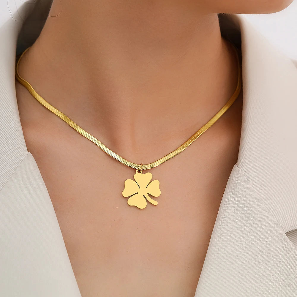 Kette Mit Schlange-Klinge - CloverCharm