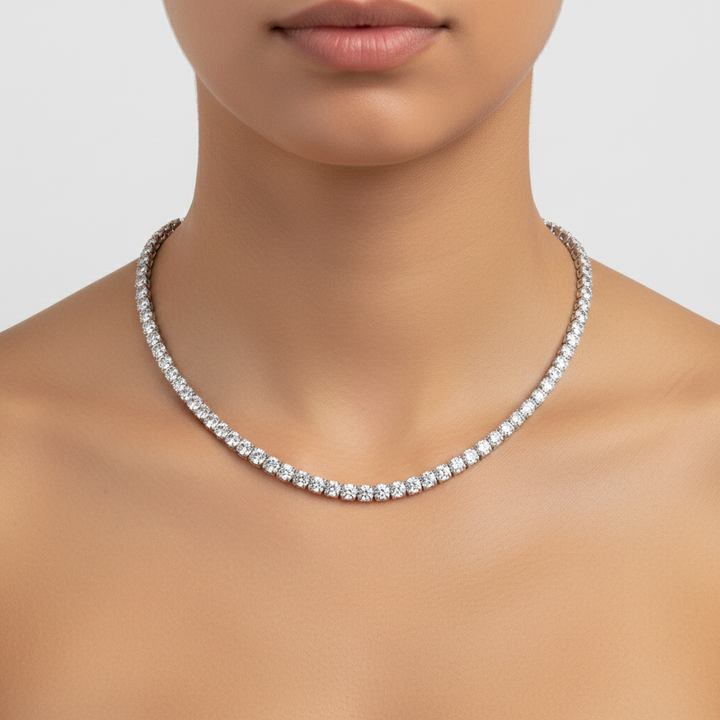 Kristallbesetzte Halskette - CrystalNecklace