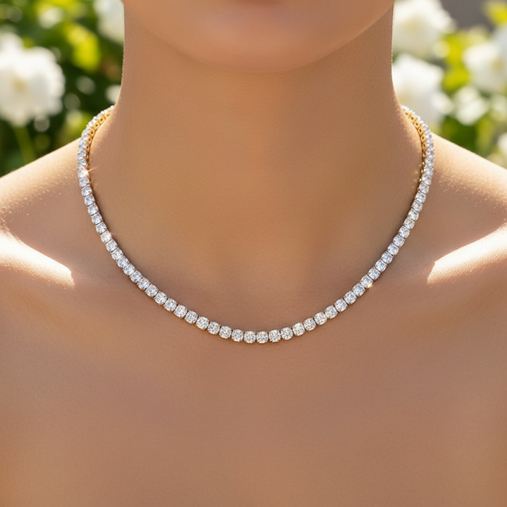 Kristallbesetzte Halskette - CrystalNecklace