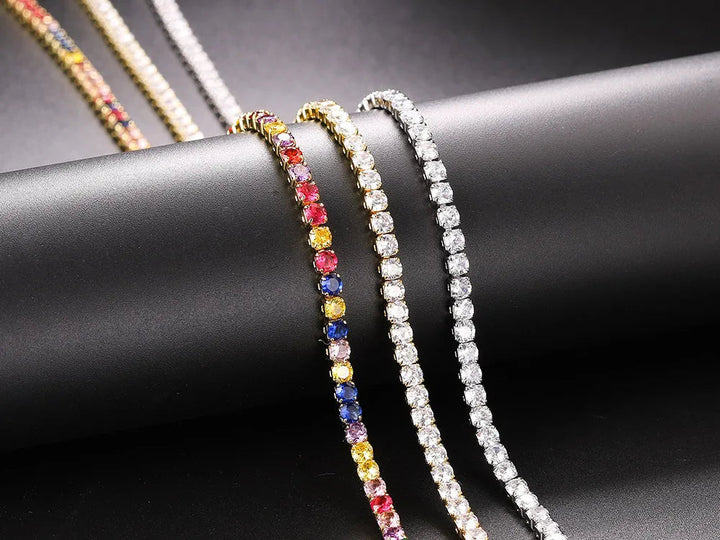 Kristallbesetzte Halskette - CrystalNecklace