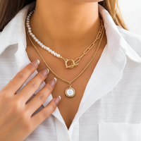 Mehrschichtige Perlenhalskette - PearlCharm