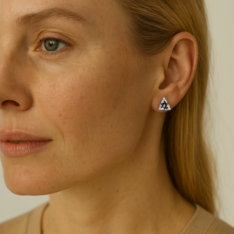 Minimalistische 925er Silber Dreiecks-Ohrringe