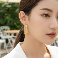 Moderne Ovale Ohrringe - ModernHoops