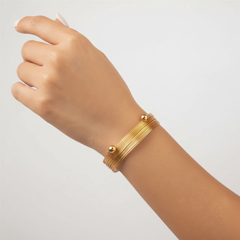 Modischer Manschettenarmreif - EleganceCuff