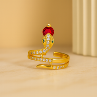 Mystische Zirkonia-Schlangenring – Symbol für Eleganz und Transformation