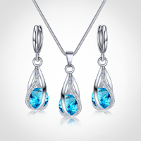 Ohrringe Und Halskette - SparkleJewelry