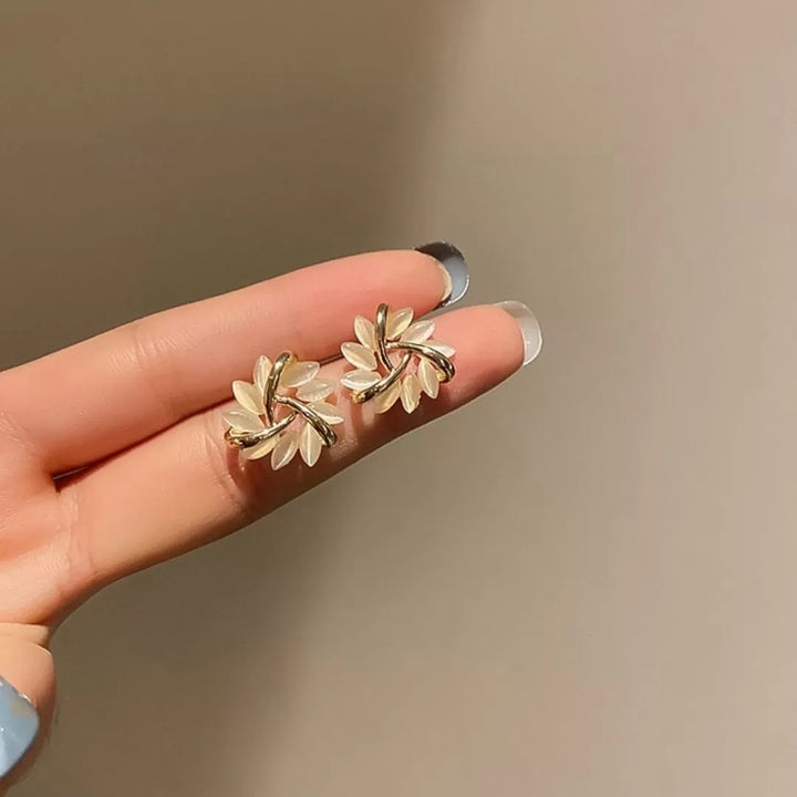 Stud-Ohrringe Mit Blütenform - SakuraJewelry