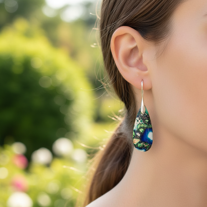 Tropfenförmige Ohrringe - NatureGlow