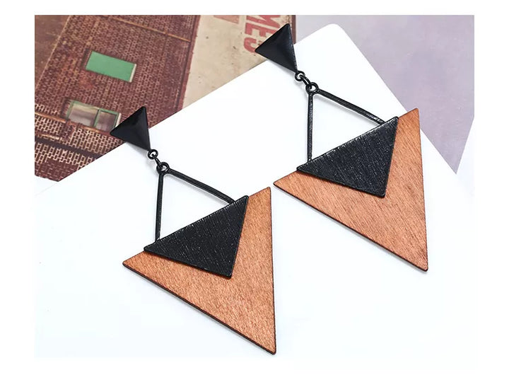 Tropfenförmige Ohrringe - WoodGlow