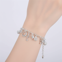 Versilbertes Charm-Armband - CharmGlow