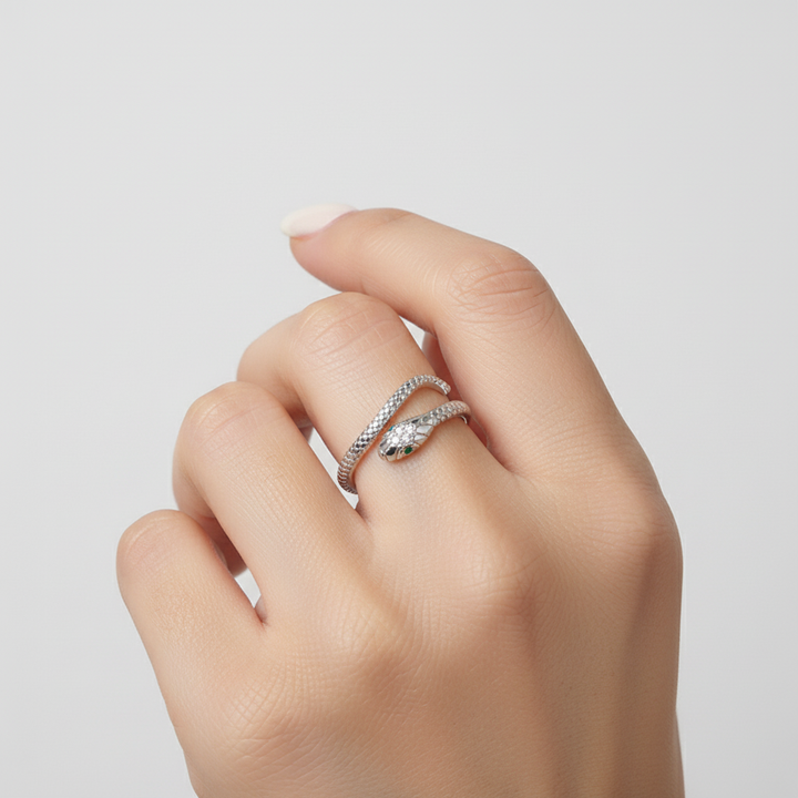 Verstellbarer Schmuckring - SnakeRing