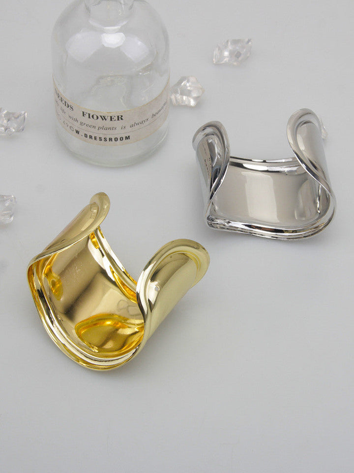 Asymmetrisches Armband Aus Metall - FashionFlair 