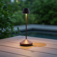 Drahtlose LED Tischlampe - LumeElegance 