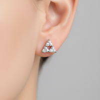 Dreieckige Ohrringe  - TriadGleam