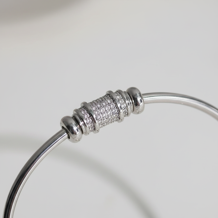 Einstellbares Armband - LustreCircle 