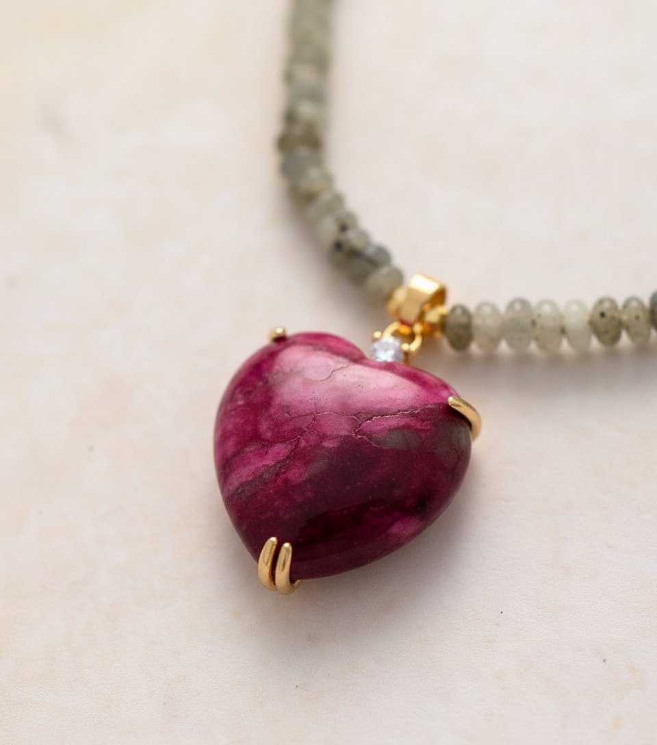 Handgefertigte Herzperlenkette - HeartGem 