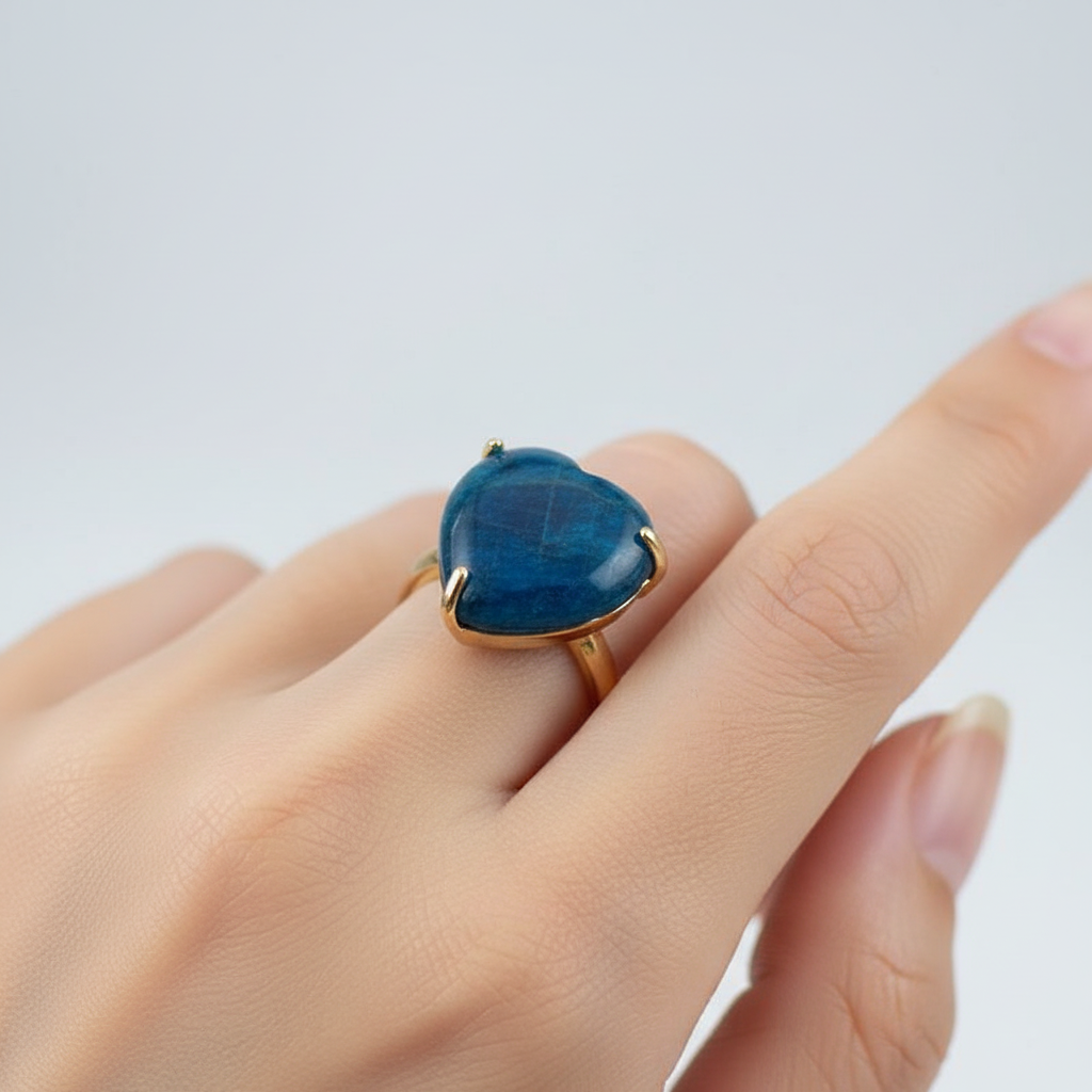 Handgefertigter Ring - HeartGemRing 