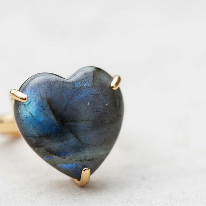 Handgefertigter Ring - HeartGemRing 