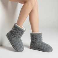 Hoch Geschnittener Hausschuh - FluffBoot