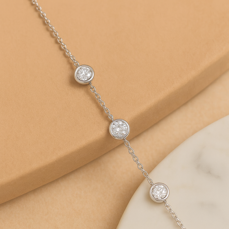 Kristall-Handschmuck mit Fingerring – Eleganz im Ketten-Design