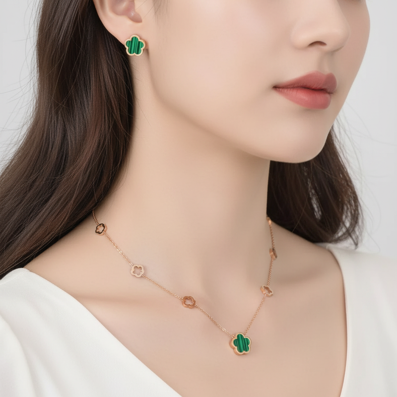 Ohrstecker Und Halskette Set - BlossomMix 