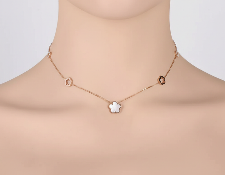 Ohrstecker Und Halskette Set - BlossomMix 