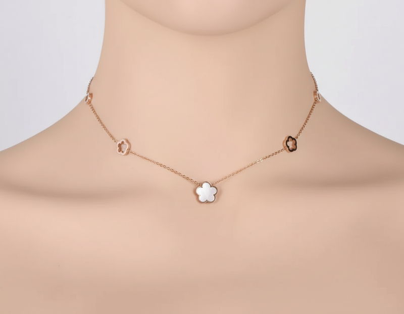 Ohrstecker Und Halskette Set - BlossomMix 