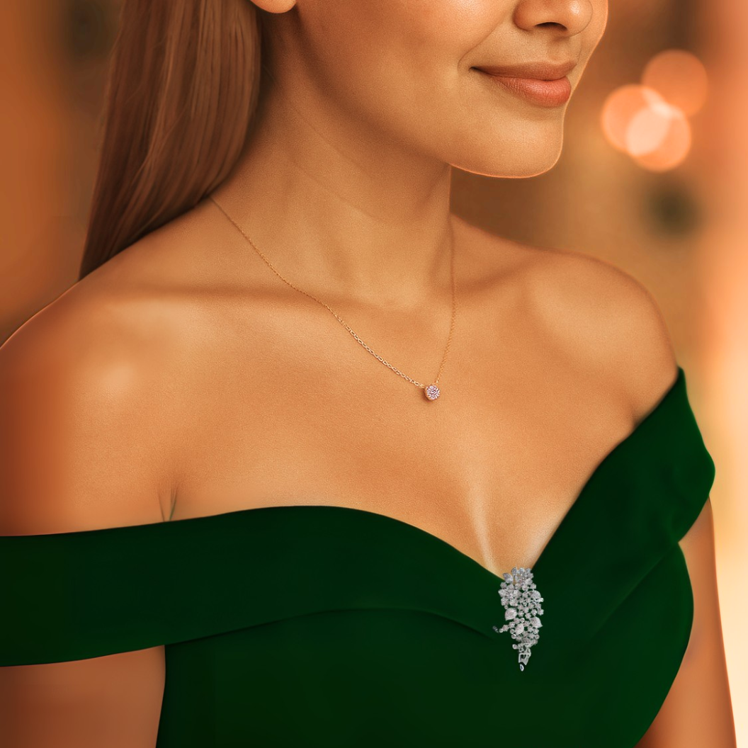 Strahlendes Zirkonia-Kettenanhänger