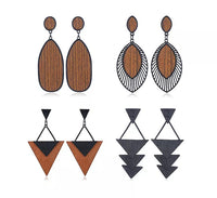 Tropfenförmige Ohrringe - WoodGlow 