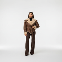 Verstellbare Taillenjacke - Monika