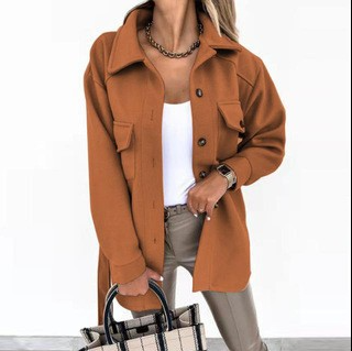 Damen Übergangsjacke mit Taschen und Knopfleiste Elegant-Luzern Mode