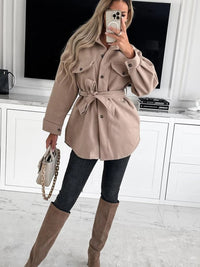 Damen Übergangsjacke mit Taschen und Knopfleiste Elegant-Luzern Mode